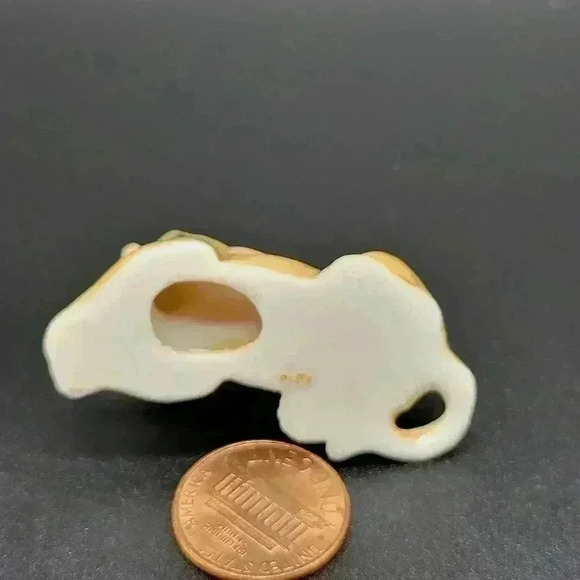 VINTAGE Miniature Figurine Lion Bone China African Zafari - Picture 3 of 9